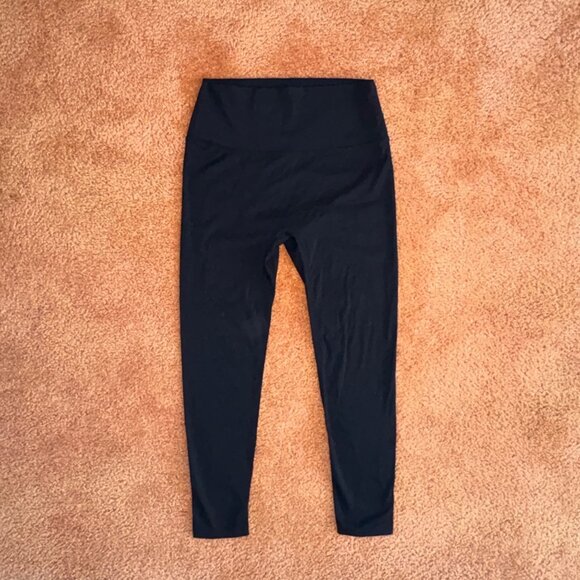 EXCELLENT Lululemon Breezethrough 25” Leggings Black High-Rise Yoga Tights 6 - Picture 1 of 10